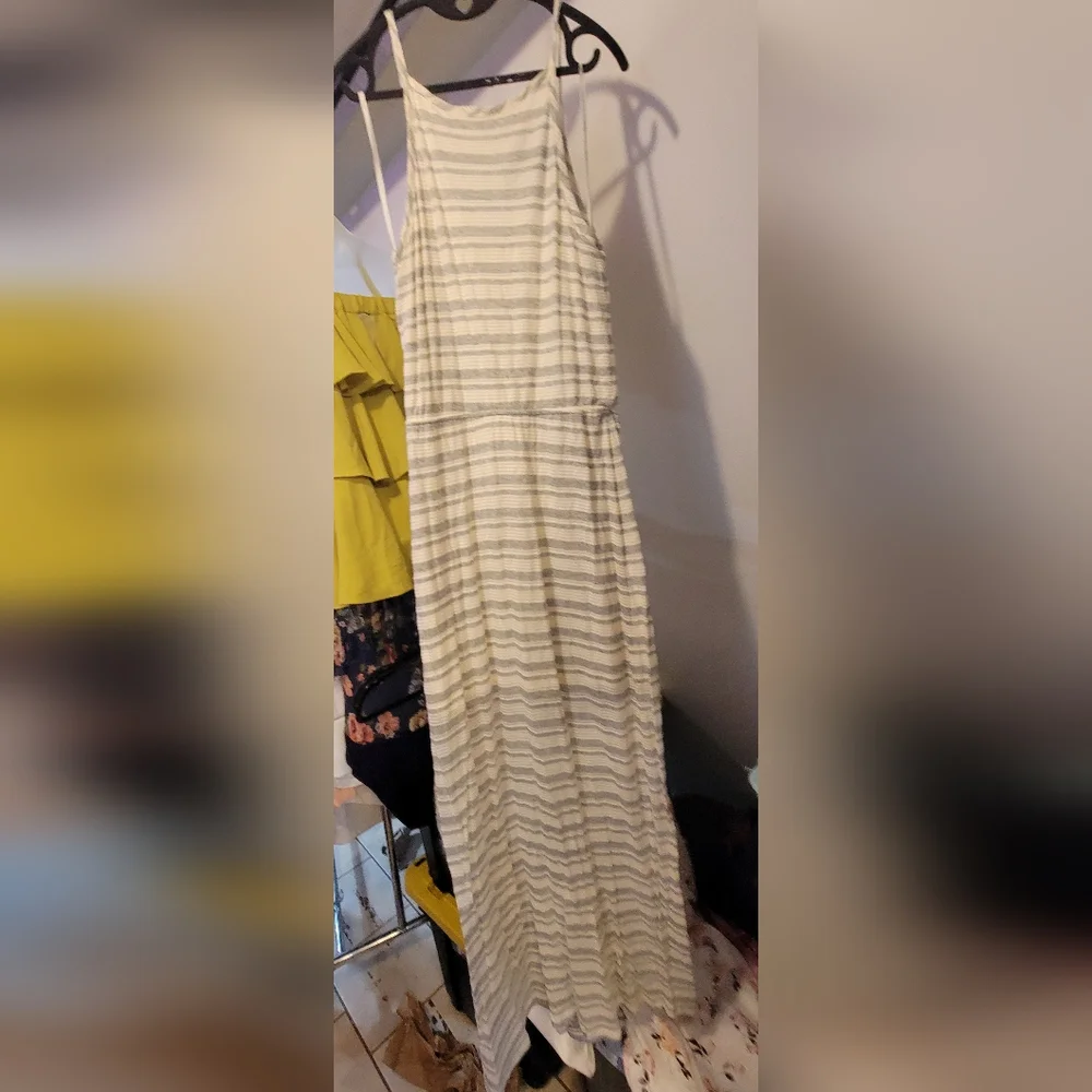 SPLENDID eyelet Maxi Dress. With Half Slip And Side Slit. Med - Picture 10 of 11